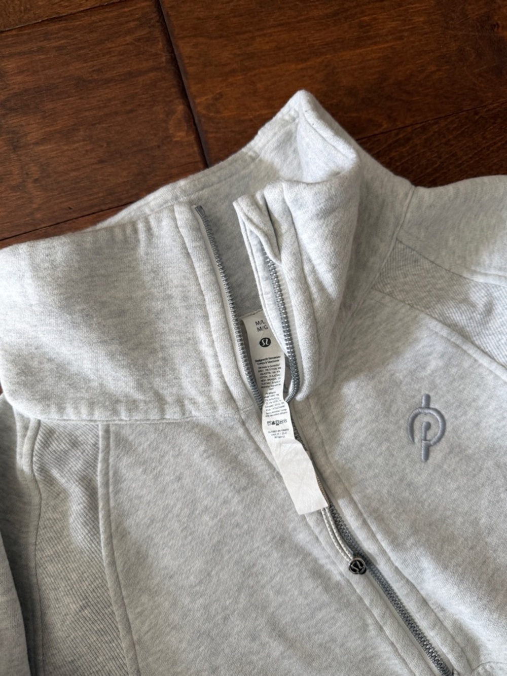 Lululemon x Peloton Scuba Sweatshirt - Picture 2 of 3